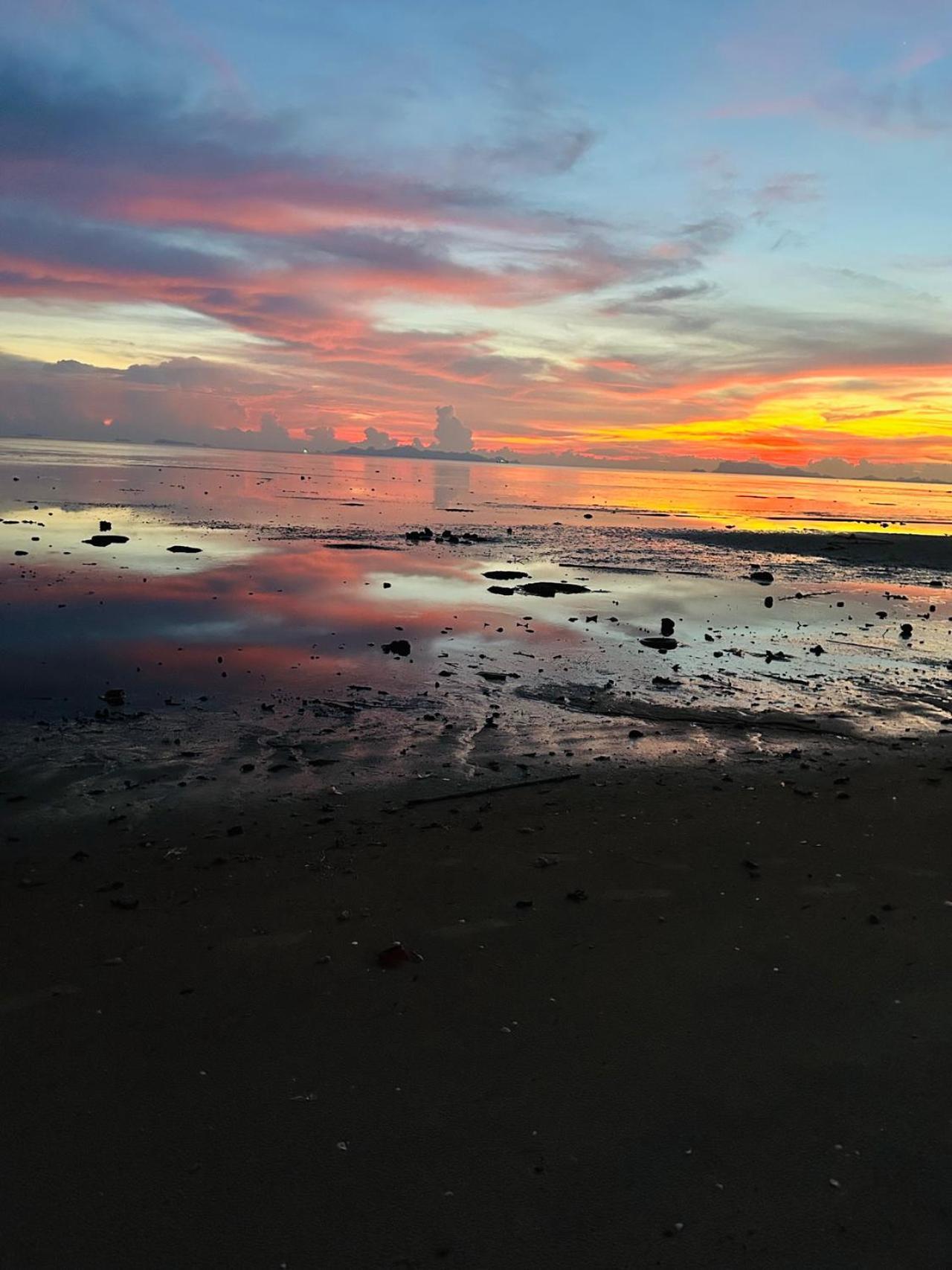 The Dreamcatcher Hostel Nathon Samuisunset エクステリア 写真